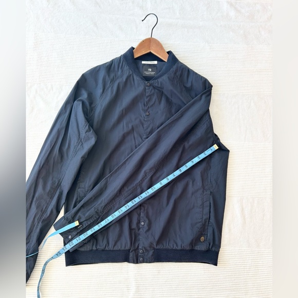Scotch & Soda Poplin Bomber Shirt in Midnight - Picture 8 of 16